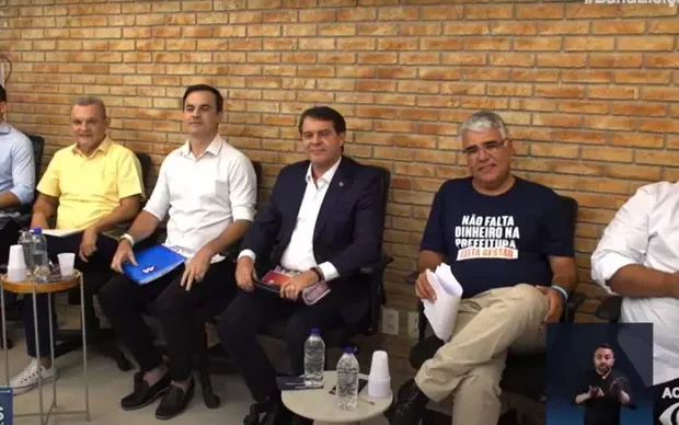 sem titulo rhdca8asbiau