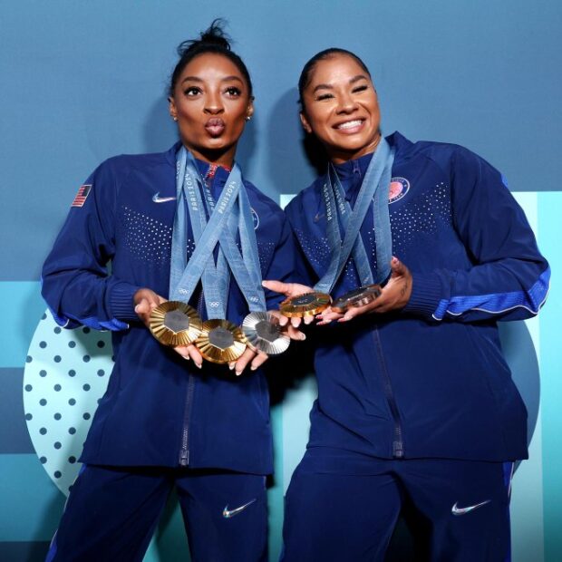 1 simone biles and more olympic gymnasts support jordan chiles amid bronze medal controversy