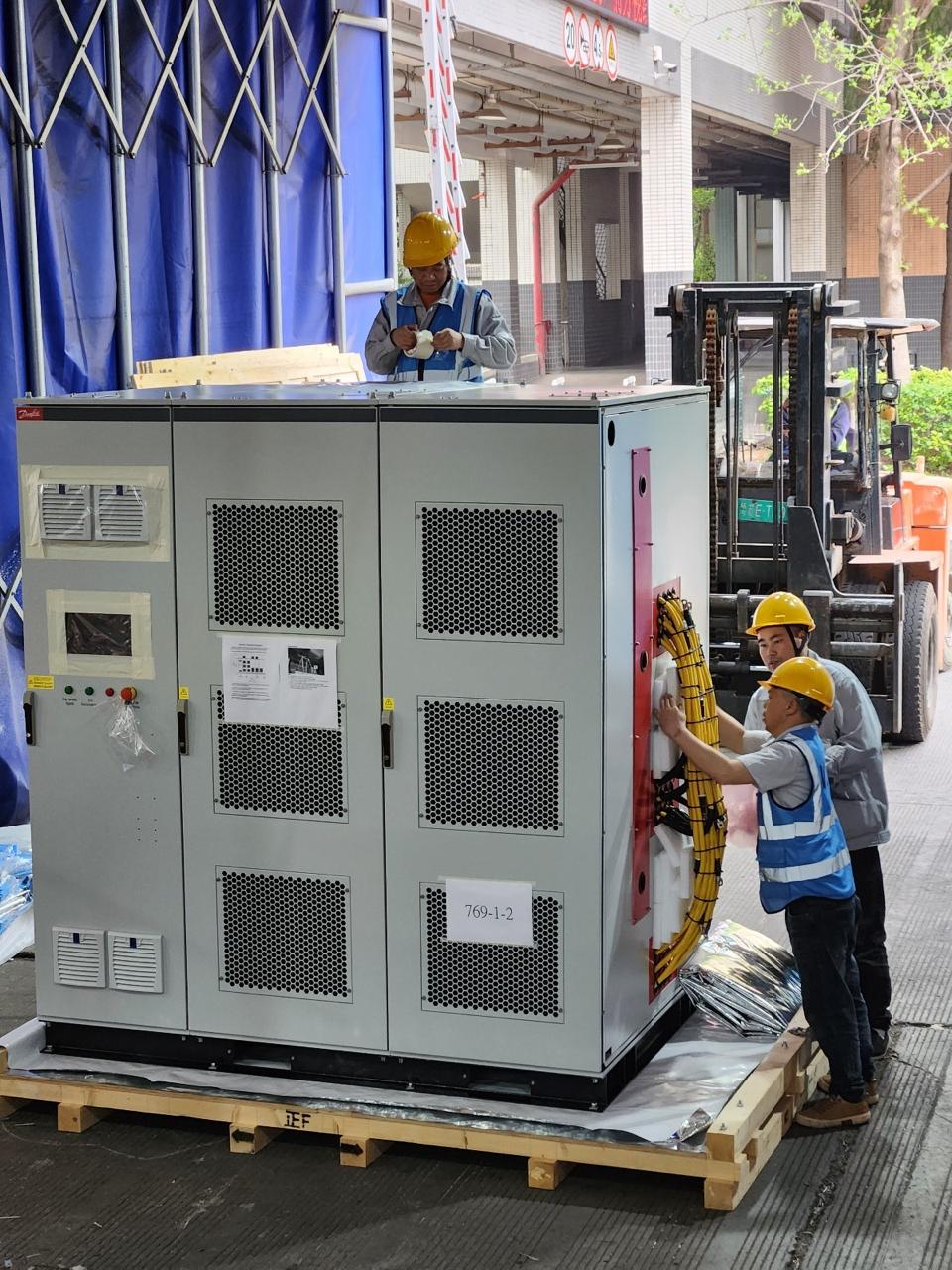 13.8. inversores de frequencia caesb. foto divulgacao caesb4