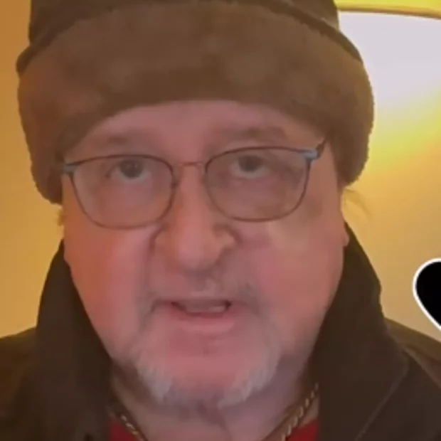 interprete do quico, de chaves s18v9cxoh2k6