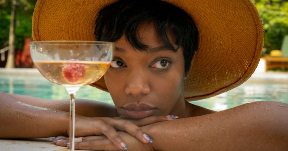 frida naomi ackie pisque duas vezes filme 2024 blink twice a geleia 950x500