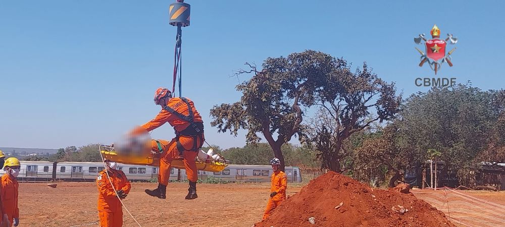 bombeiros resgatam