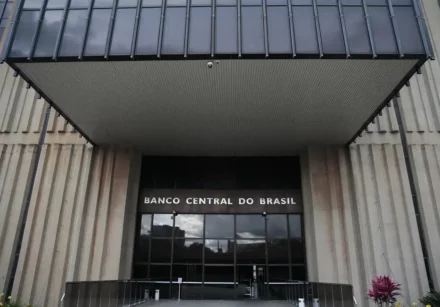 banco central economia 0413202009