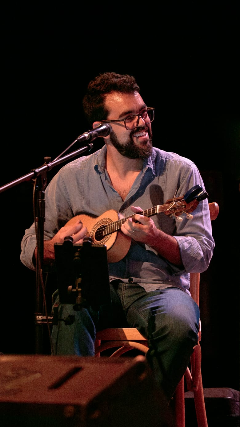 Cavaquinista Nelsinho Serra. Crédito: Divulgação