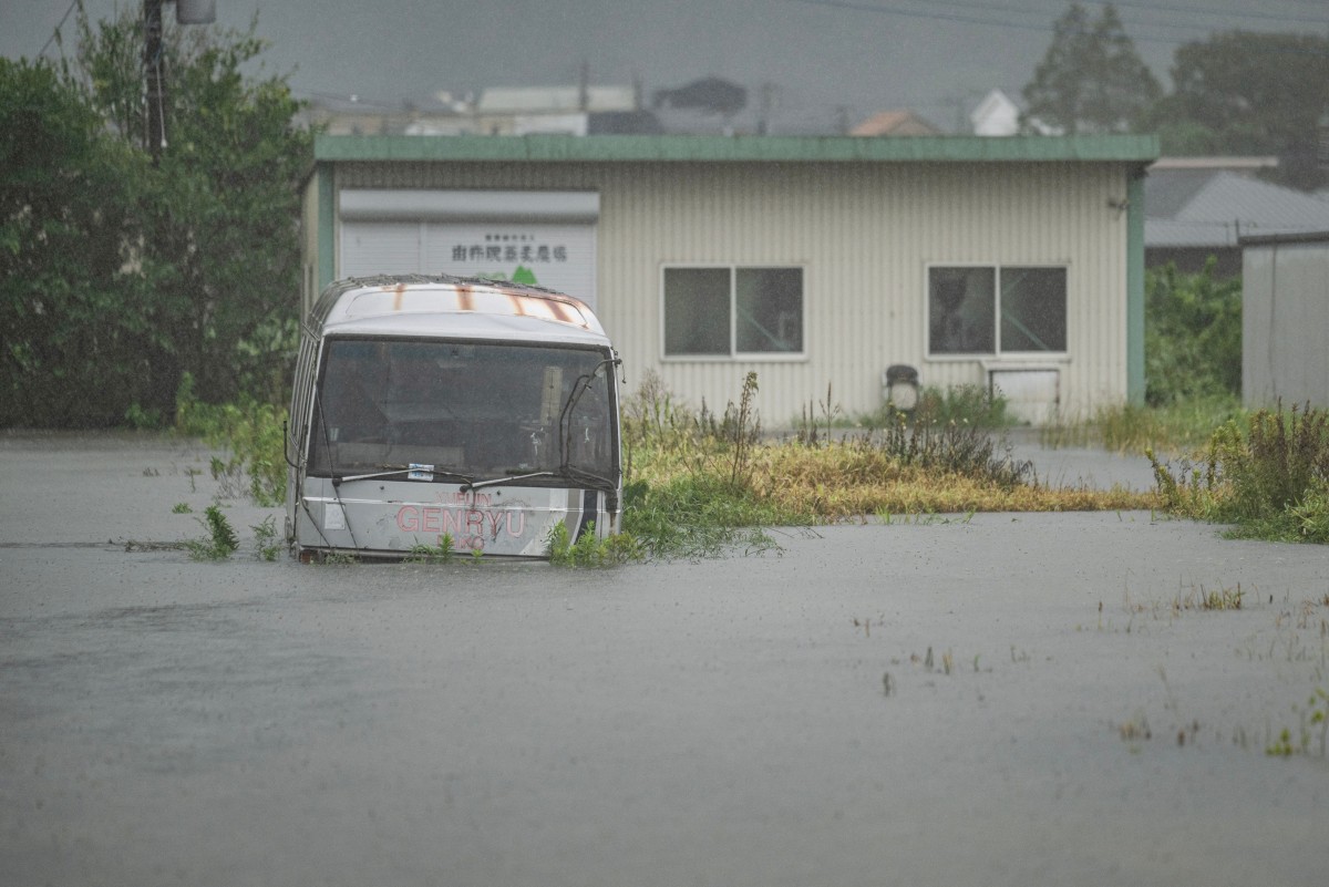japan weather typhoon climate