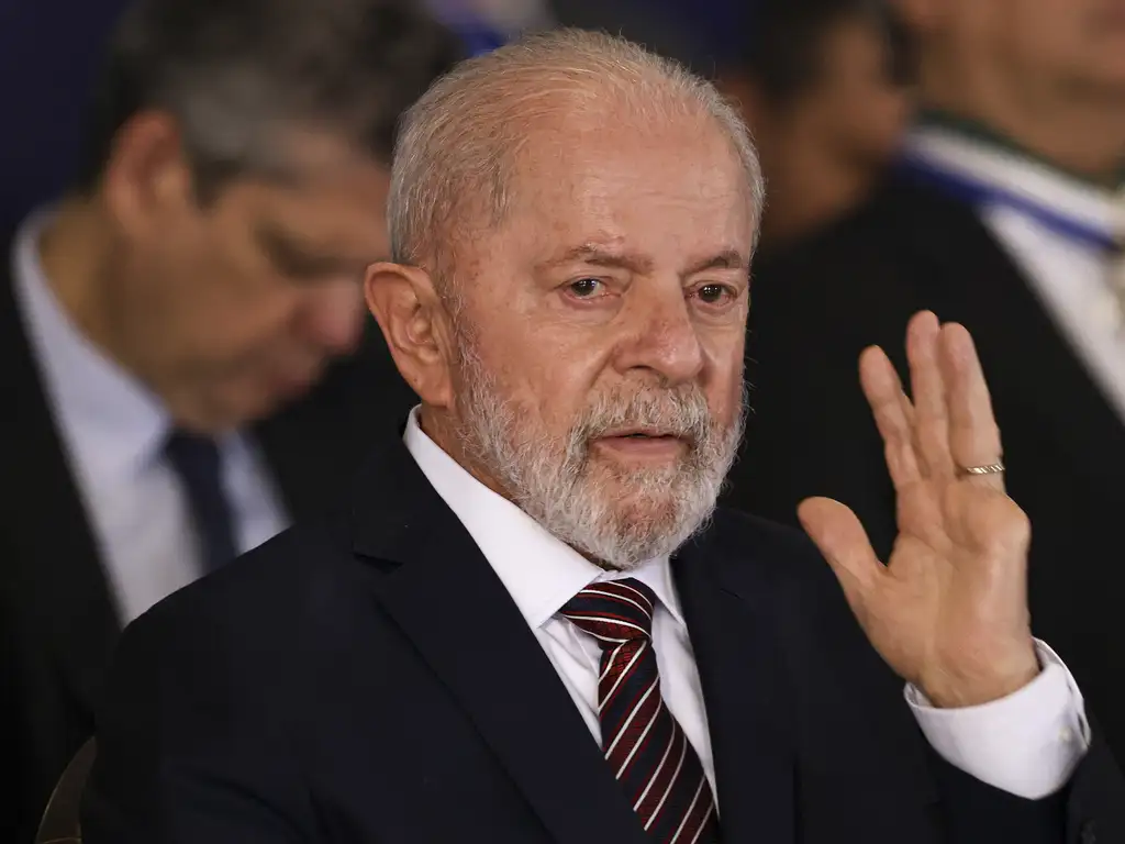 25 anos min defesa mcamgo abr 28082024 11