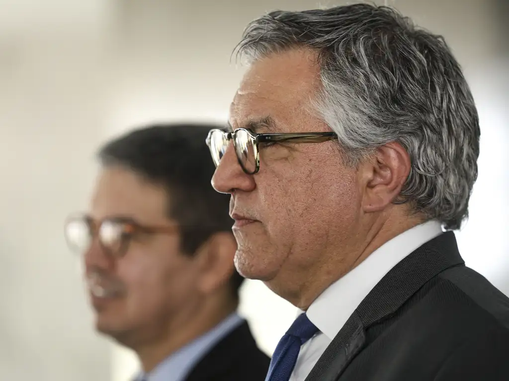 padilha e randofe mcamgo abr 02092024 2