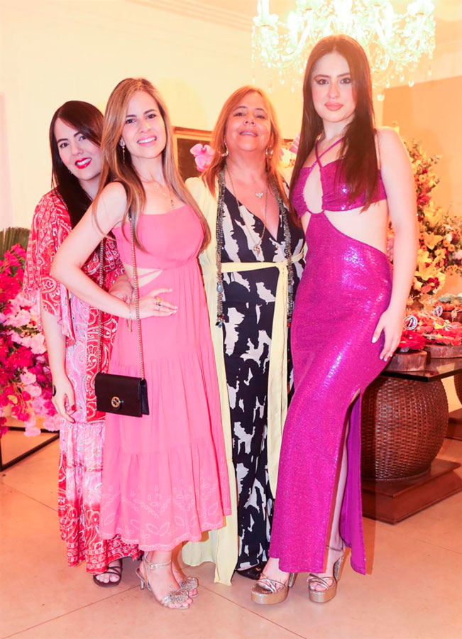 ana cláudia miziara com a filhas, gabriella, mariana e maria fernanda