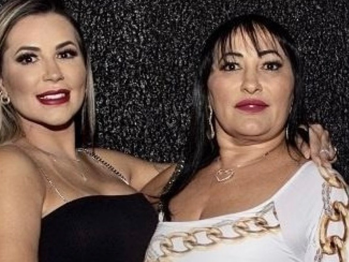 deolane bezerra e a mae solange bezerra 1651520883147 v2 4x3