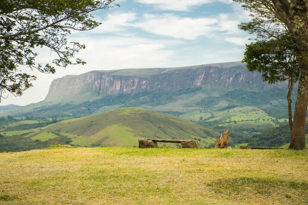 descubra as belezas da serra da canastra em minas gerais