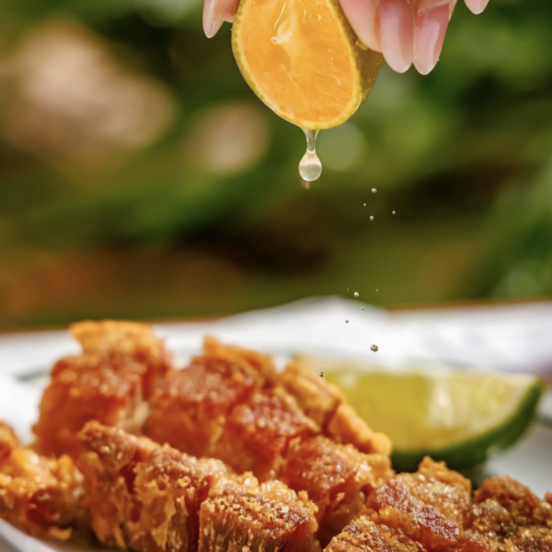 Barriga à pururuca, do Caju Limão. Foto: reprodução do Instagram da marca