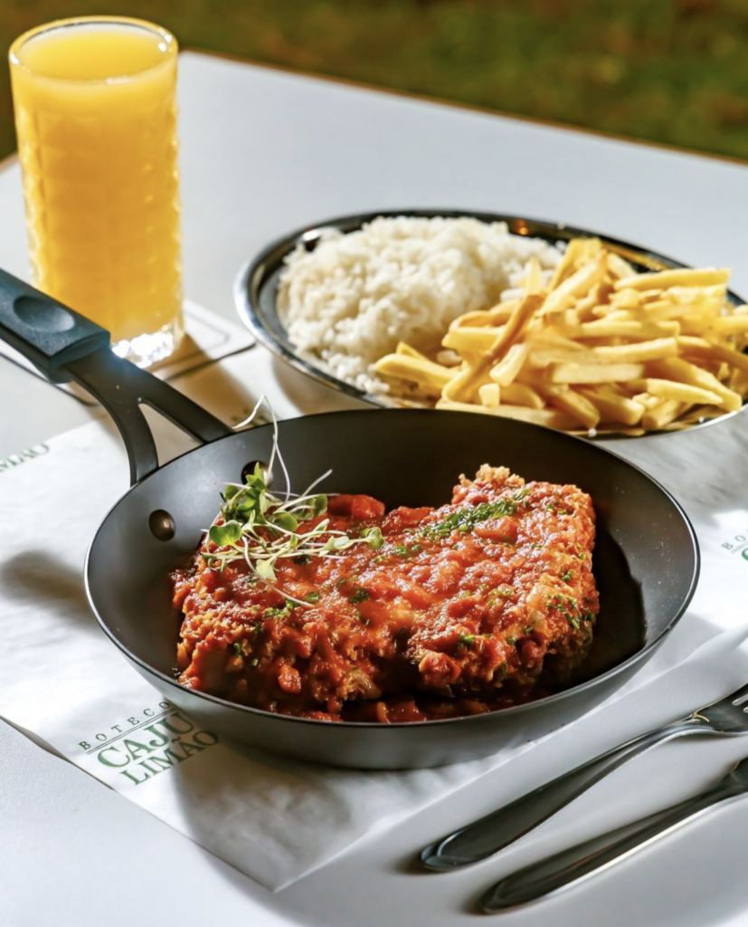 Parmegiana, do Caju Limão. Foto: reprodução do Instagram da marca