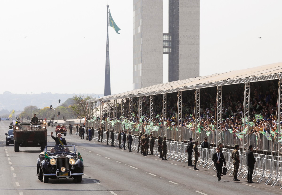 brazil politics independence day lula