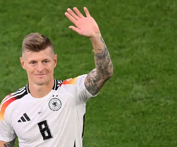 000 362y2pd scaled aspect ratio 512 320