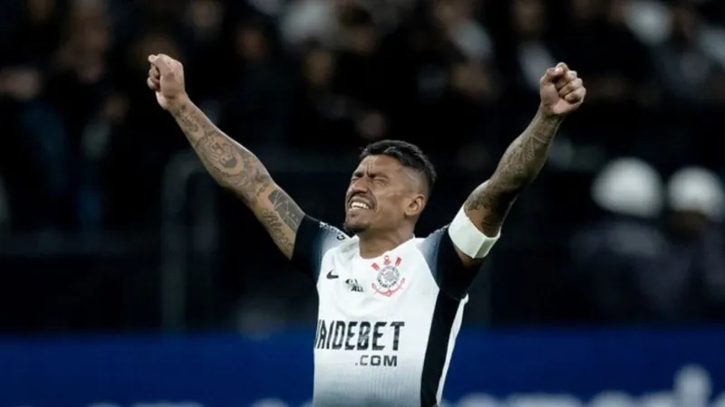paulinho se emociona em ultimo jogo pelo corinthians 104236 800x450