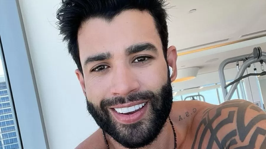 gusttavo lima e um dos famosos que investiu em mudancas no sorriso 1652238378364 v2 900x506.jpg