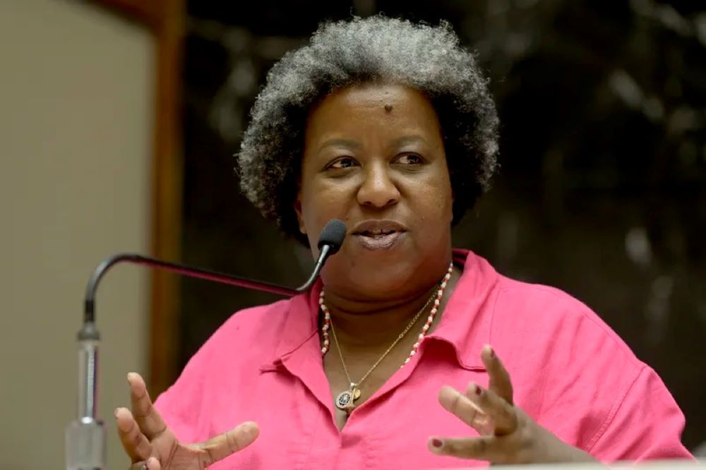 Ministra de Direitos Humanos pede que empresas sejam "agentes de transformação" contra desigualdade