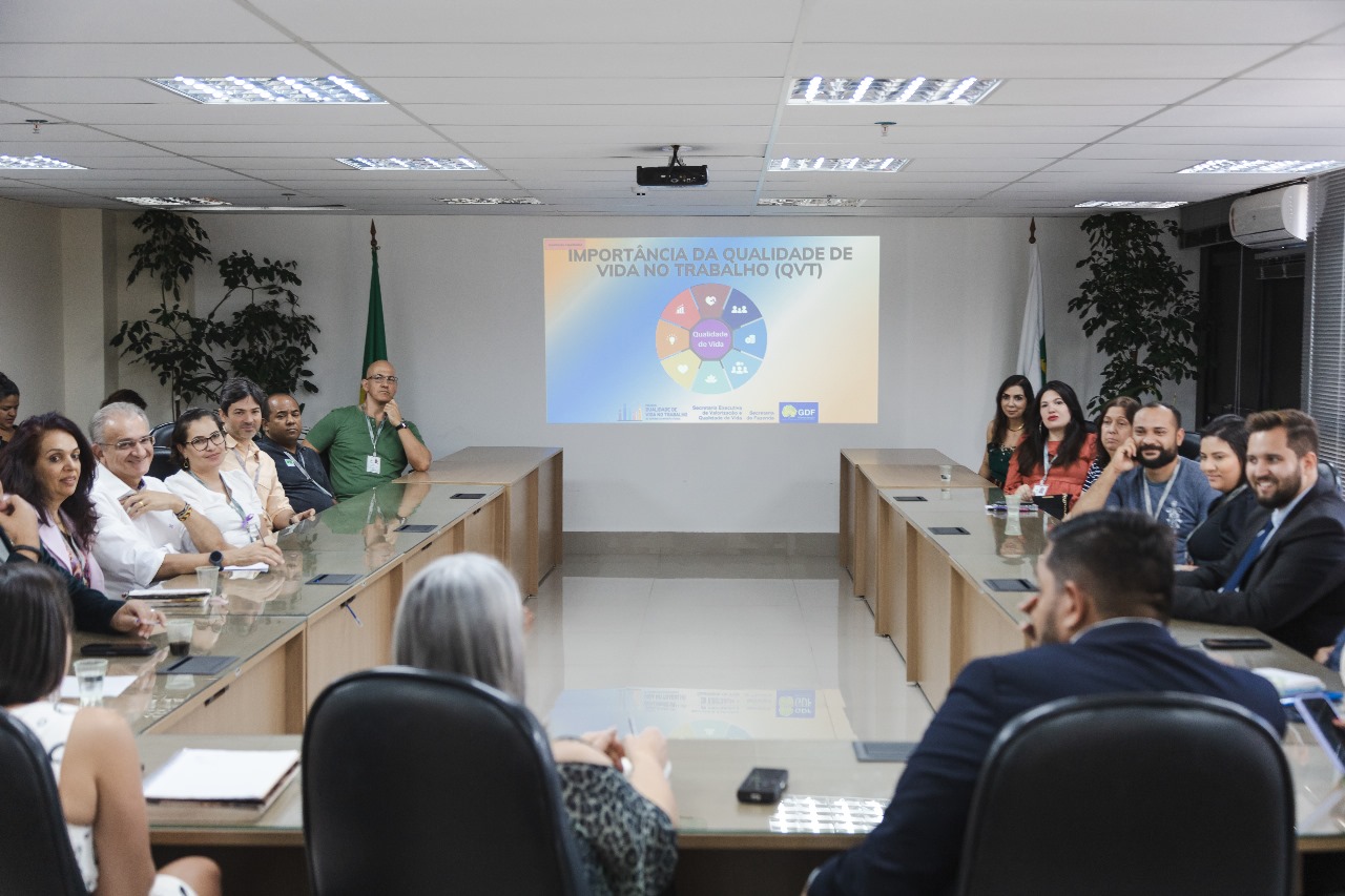 secretaria de educacao institui programa de saude mental no trabalho
