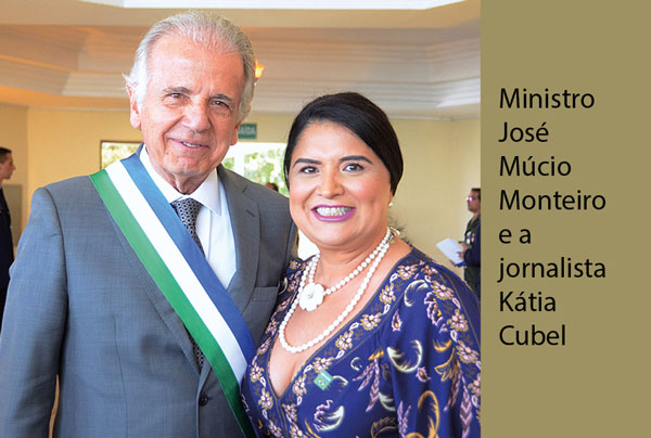 ministro josé múcio monteiro e a jornalista kátia cubel capa