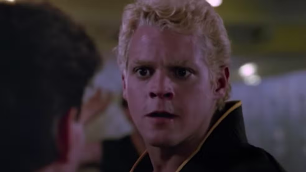 chad mcqueen vilao de karate kid