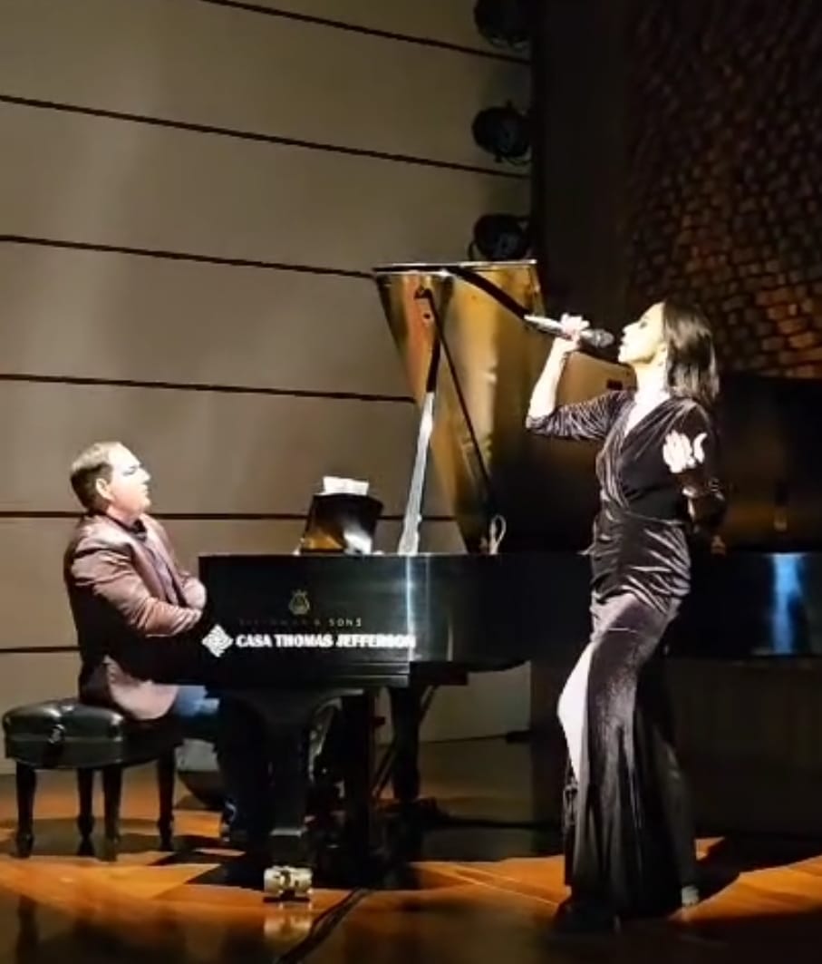 Pablo Marquine e Eliza Borges, piano e vocal/ Divulgação