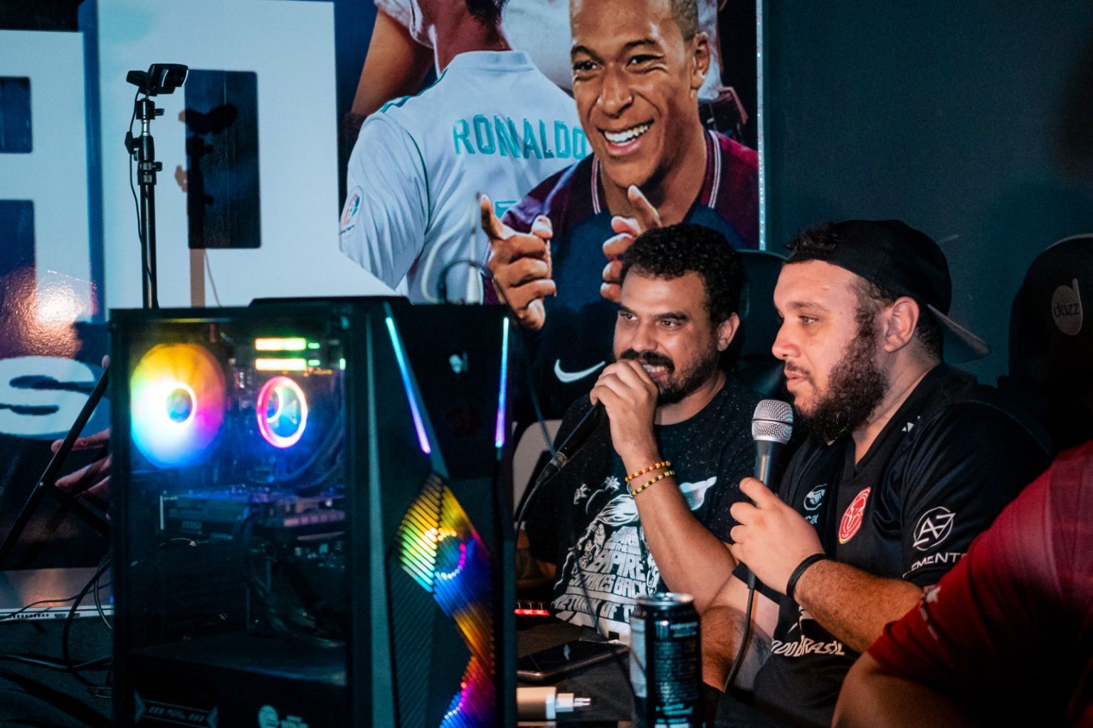o e sports oferece 320 vagas para cursos gratuitos de esportes eletrônicos, inglês e programação