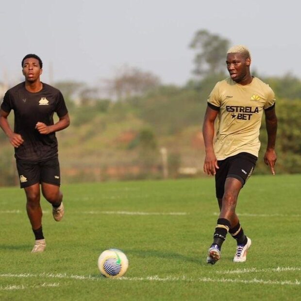 patrick de paula busca recomeco no criciuma apos lesao grave no botafogo 1726243371283 v2 1066x711