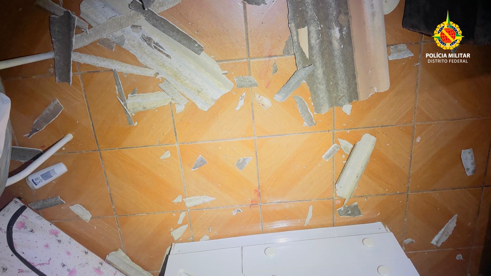 homem drogado preso no itapoã