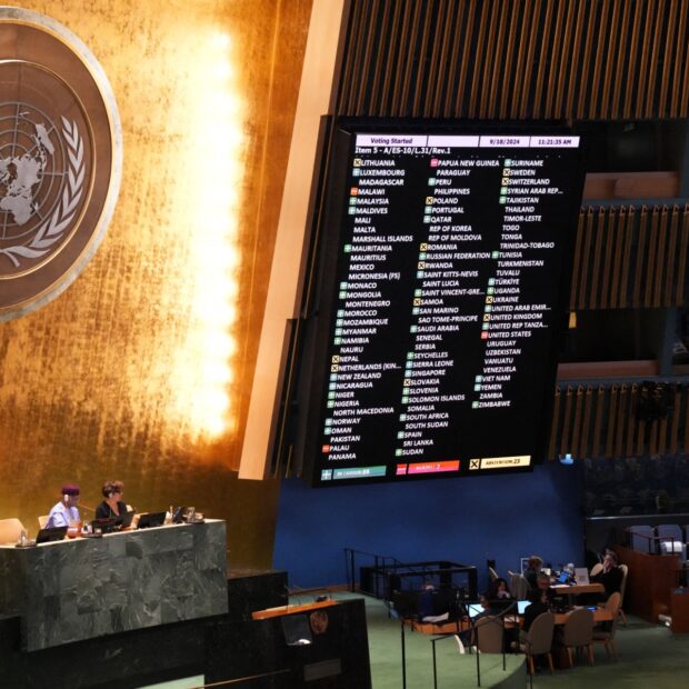 Assembleia Geral da ONU un general assembly special session, vote on israeli occupation of palestinian territories