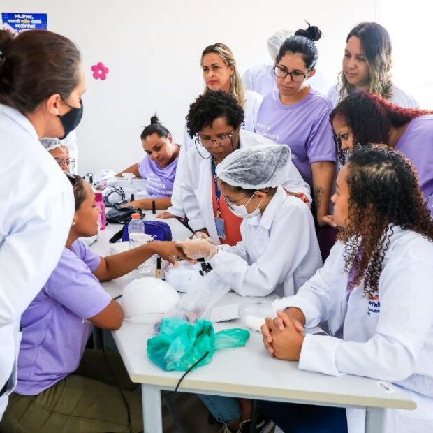 projeto terá 360 vagas para capacitação profissional gratuita para mulheres do df