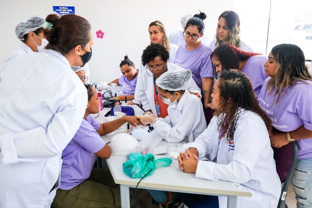 projeto terá 360 vagas para capacitação profissional gratuita para mulheres do df