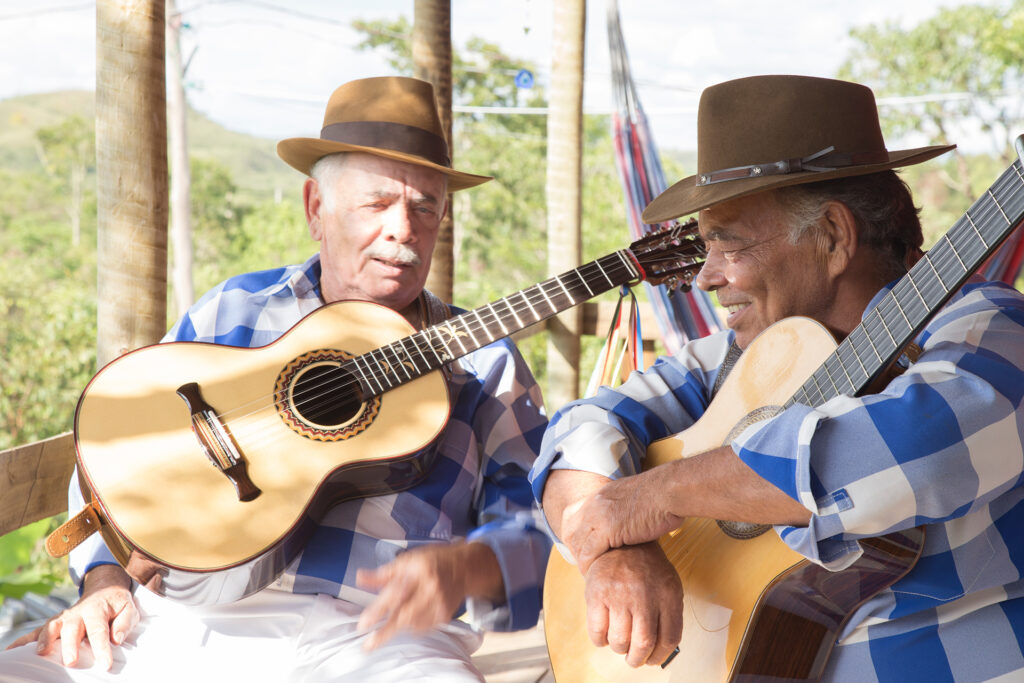 zÉ mulato e cassiano em entrevista ao documentário violeta a valente foto de daniel choma 01