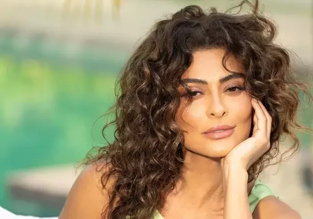 1897811539 juliana paes