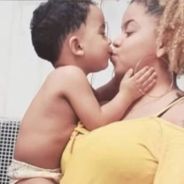 mae matou filho decapitada