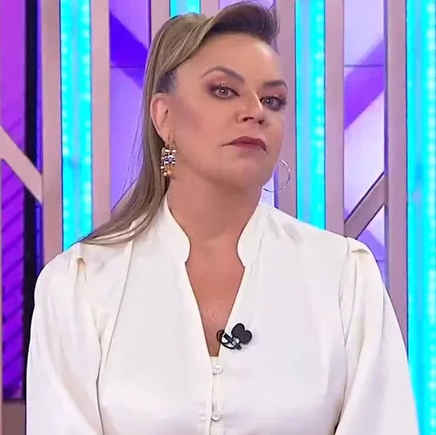 flor fernandez sbt fofocalizando fixed large