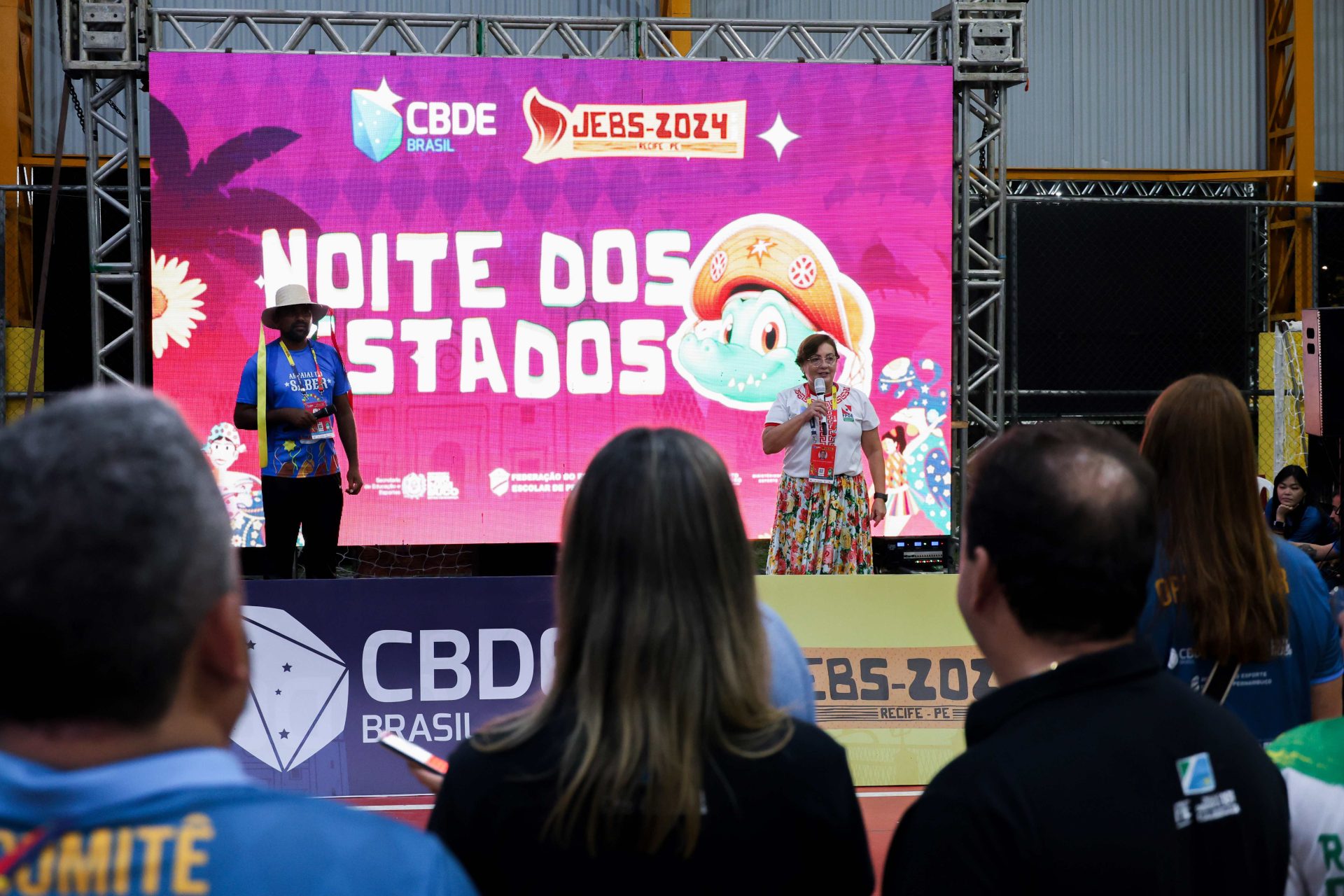 estudantes participam de noite dos estados nos jebs 2024 foto capa 1920x1280