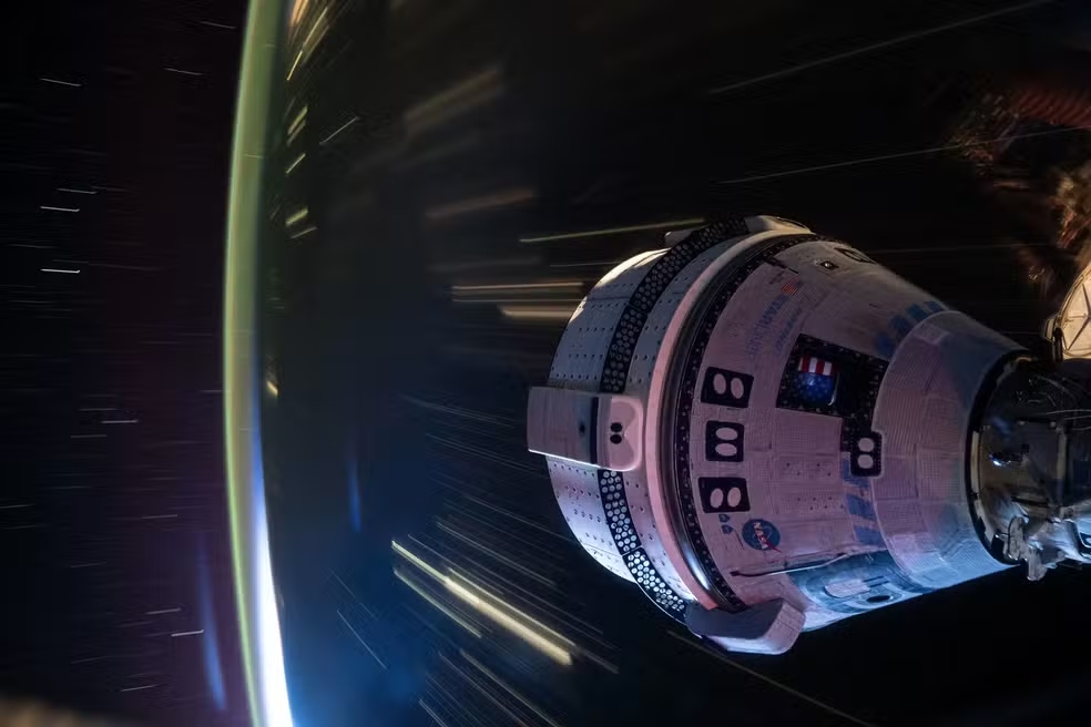 starliner at night