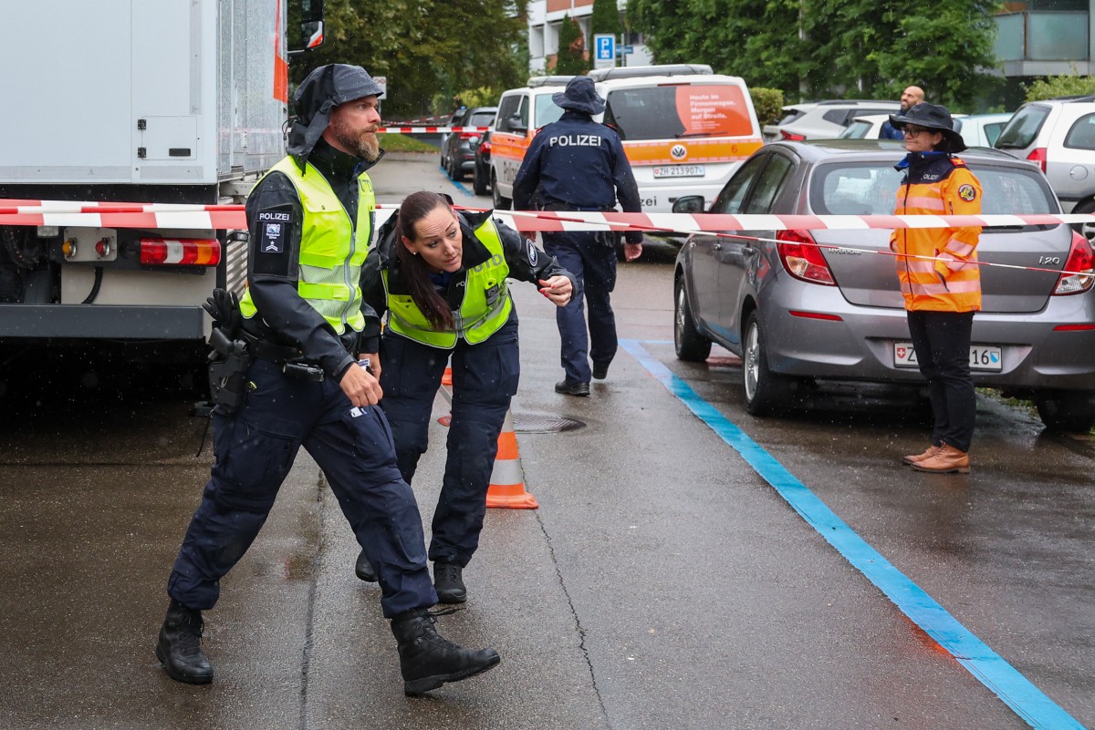 switzerland police children china