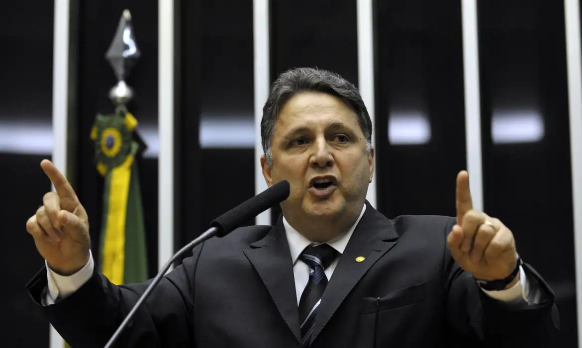 anthony garotinho
