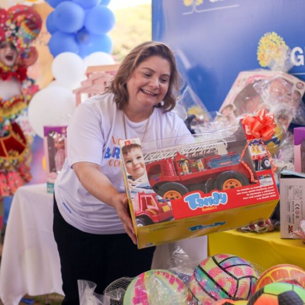 secretaria de saude vem brincar comgo