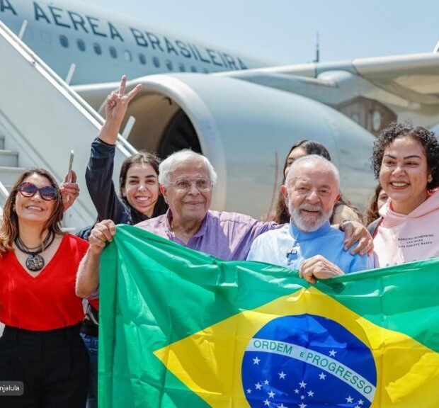 lula recebe repatriados do libano 6 out 2024 1024x576