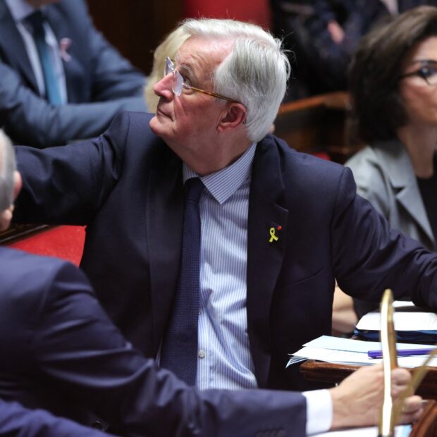 france politics government parliament