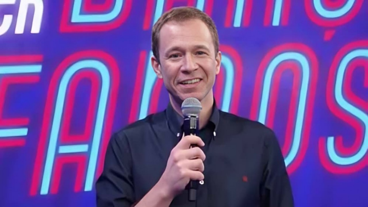 tiago leifert alvo sbt 8271