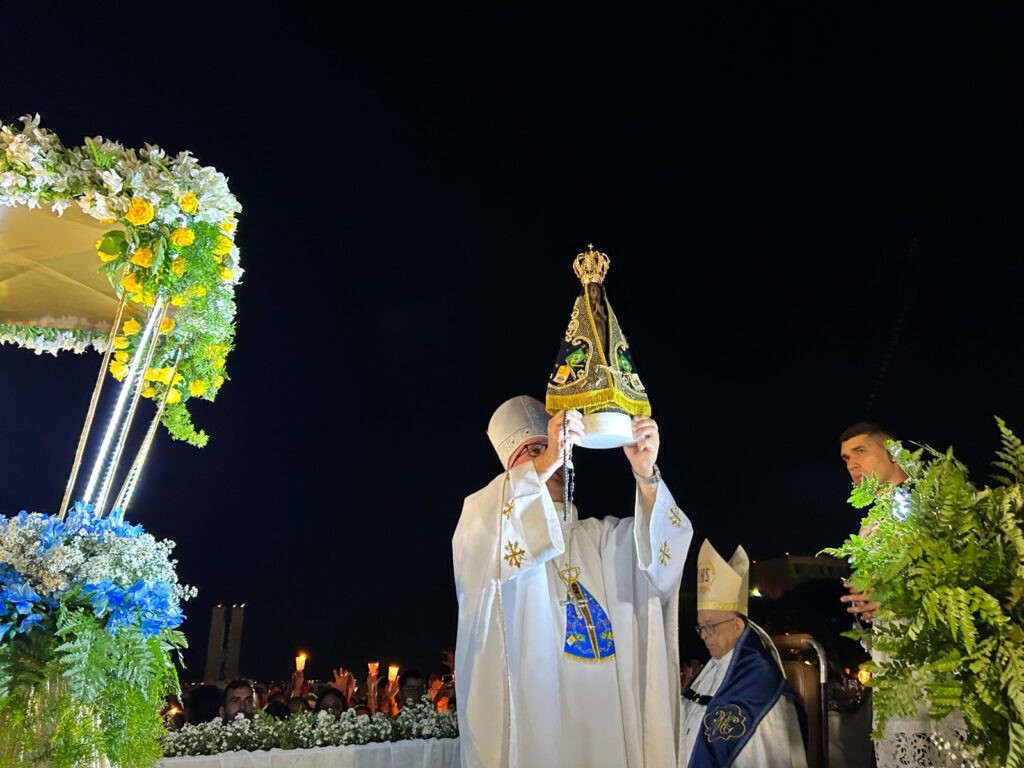 9e956d25 8bd3 4848 9bb5 085f54b2f51f