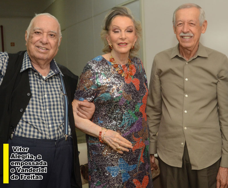 vitor alegria, a empossada e vanderlei de freitas