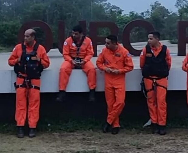 equipe aguardando a melhora do tempo antes de voltar para a aeronave em ouro preto 1728742085718 v2 900x506