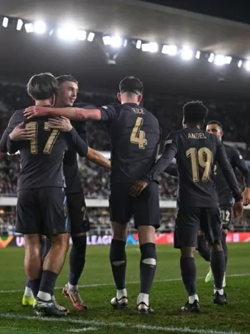 grealish da inglaterra comemora gol marcado contra a finlandia pela liga das nacoes 1728841145400 v2 360x480.jpg