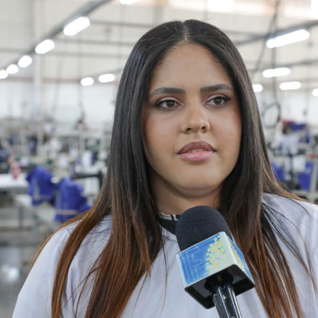 stephany santiago de oliveira dona de casa e aluna da fabrica social 2