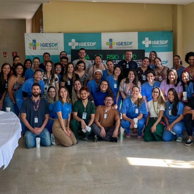 fisioterapeutas e terapeutas ocupacionais são homenageados com café da manhã