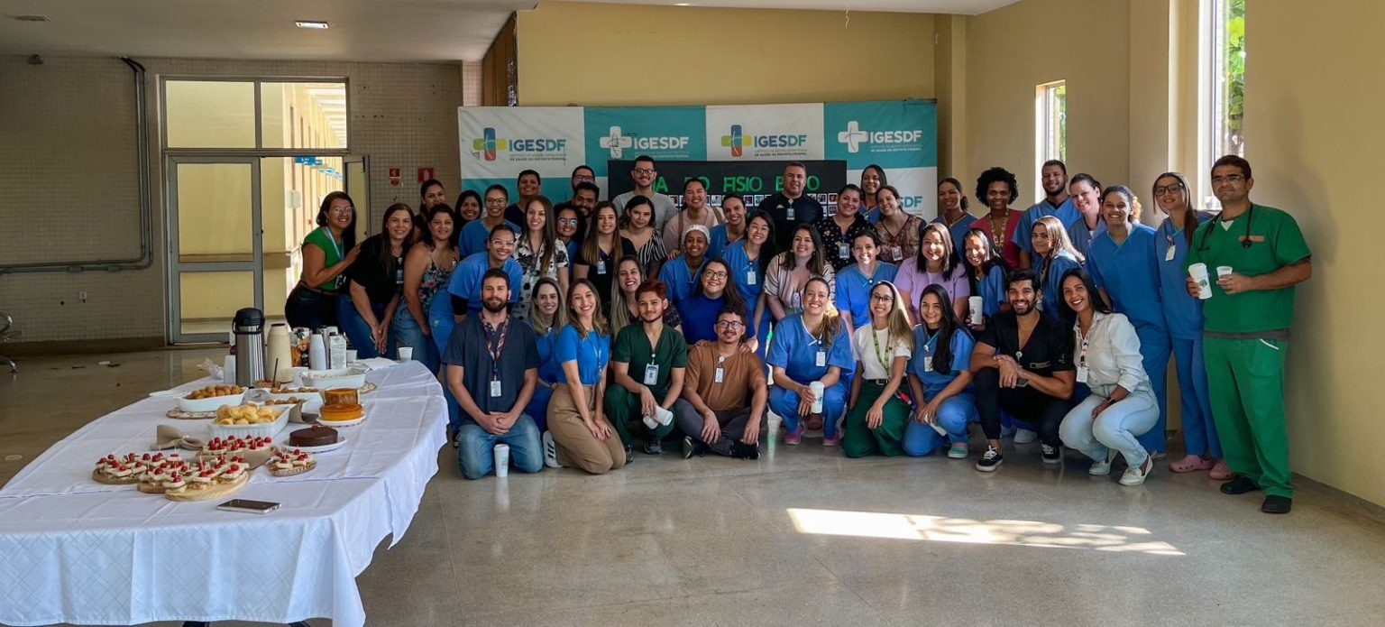 fisioterapeutas e terapeutas ocupacionais são homenageados com café da manhã